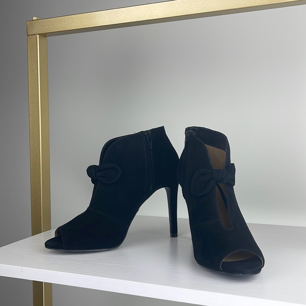 Michael Kors Classy Open Toe Boots Heels with Ribbons Ladies Size 8.5